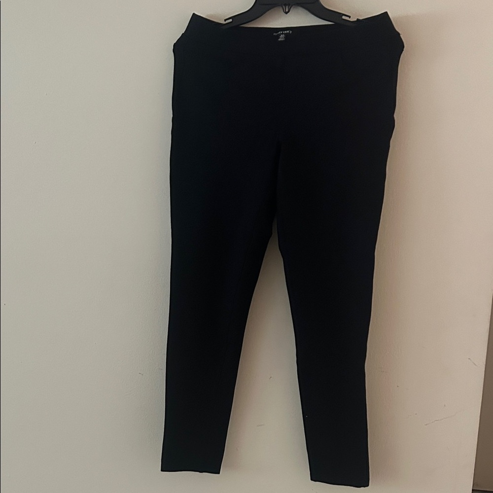 Ellen Tracy Black Straight Leg Pants